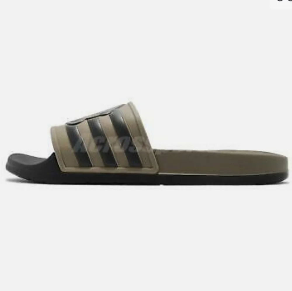 NWT Men's Adidas Adilette TND Star Wars Slides